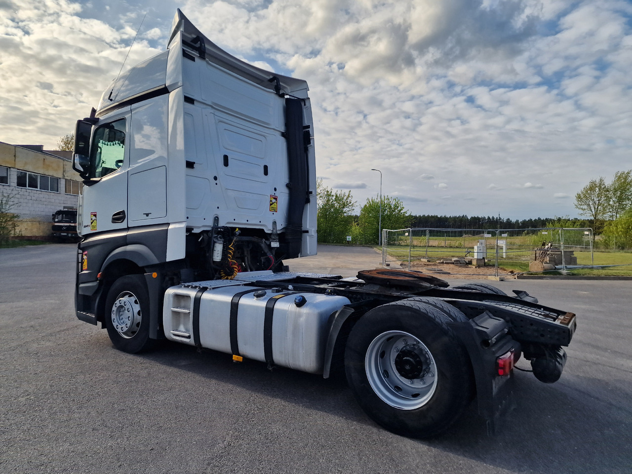 MERCEDES-BENZ Actros 1845 Retarder - Cap tractor: Foto 3 MERCEDES-BENZ Actros 1845 Retarder - Cap tractor: Foto 3