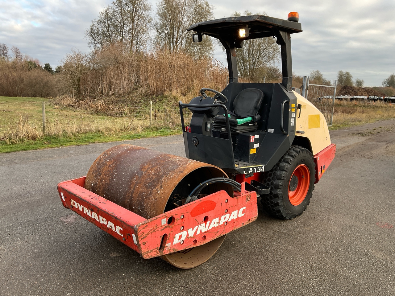 Dynapac CA134D - Compactor: Foto 1 Dynapac CA134D - Compactor: Foto 1