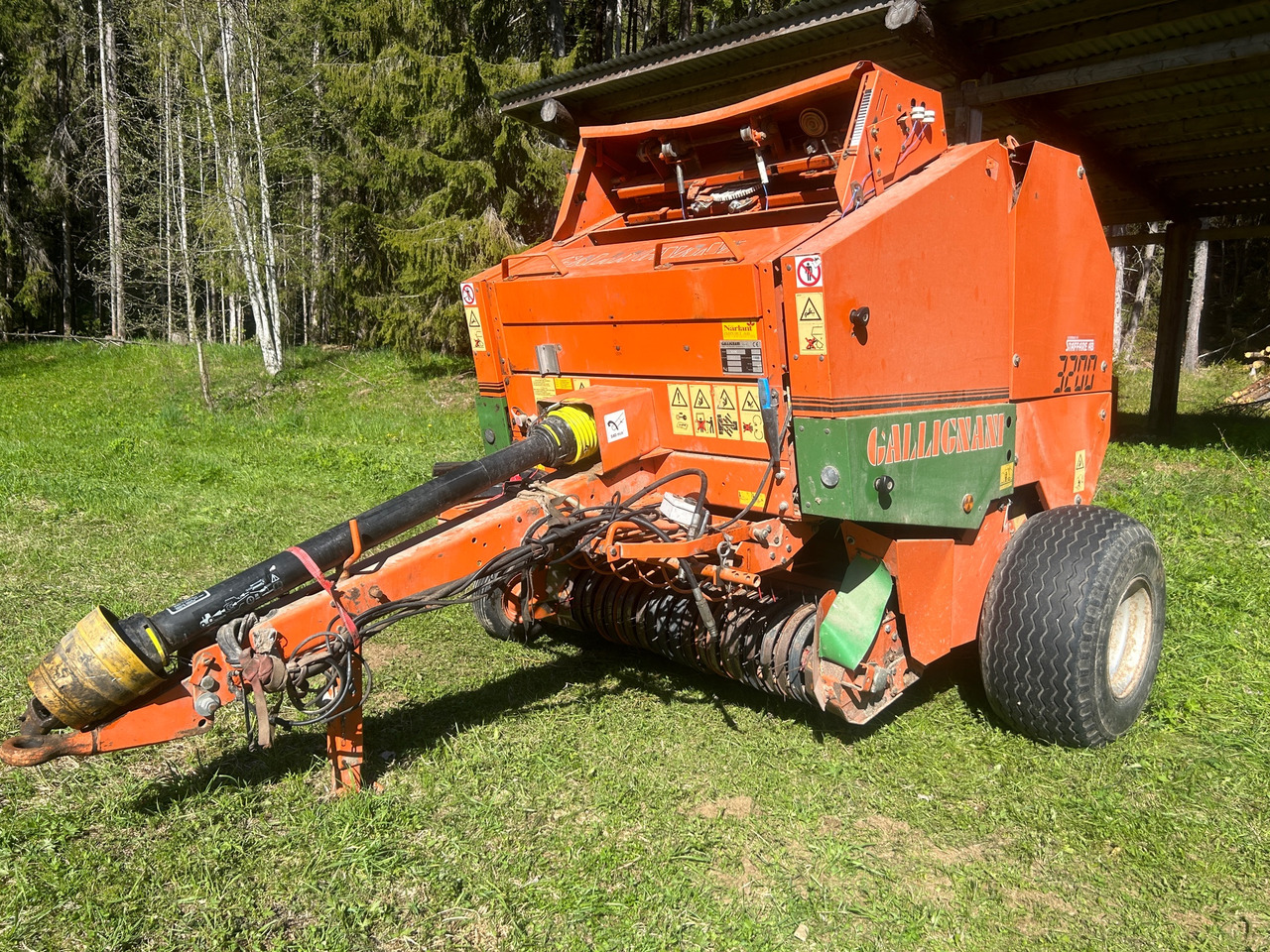 Gallignani 3200 - Presă baloţi rotunzi: Foto 1 Gallignani 3200 - Presă baloţi rotunzi: Foto 1