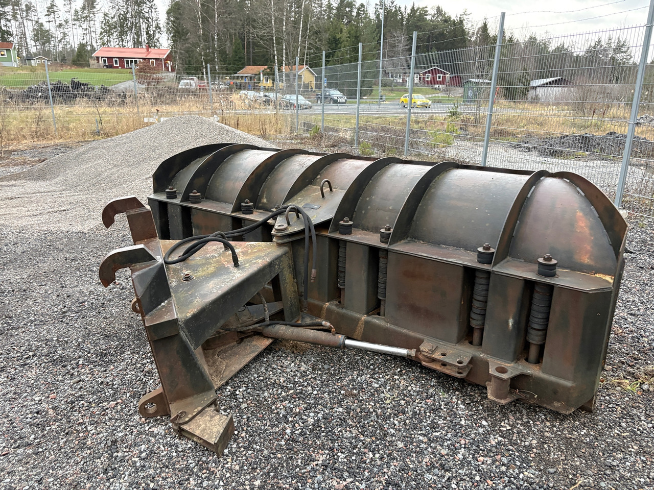 Holms 320 - Plug zapada: Foto 1 Holms 320 - Plug zapada: Foto 1