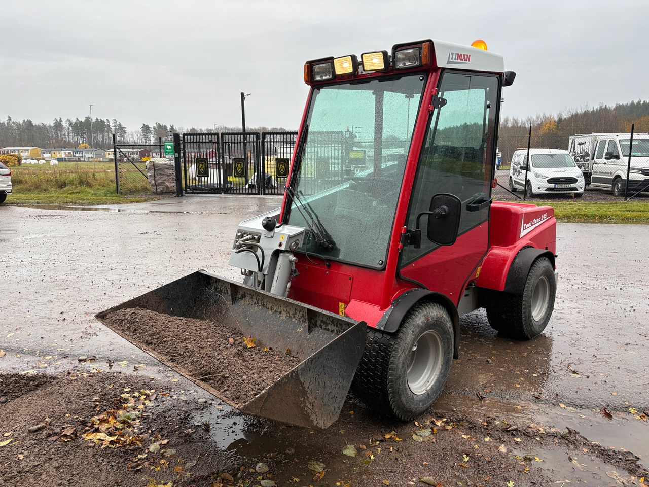 Tool-Trac 245 - Maşina comunala: Foto 1 Tool-Trac 245 - Maşina comunala: Foto 1