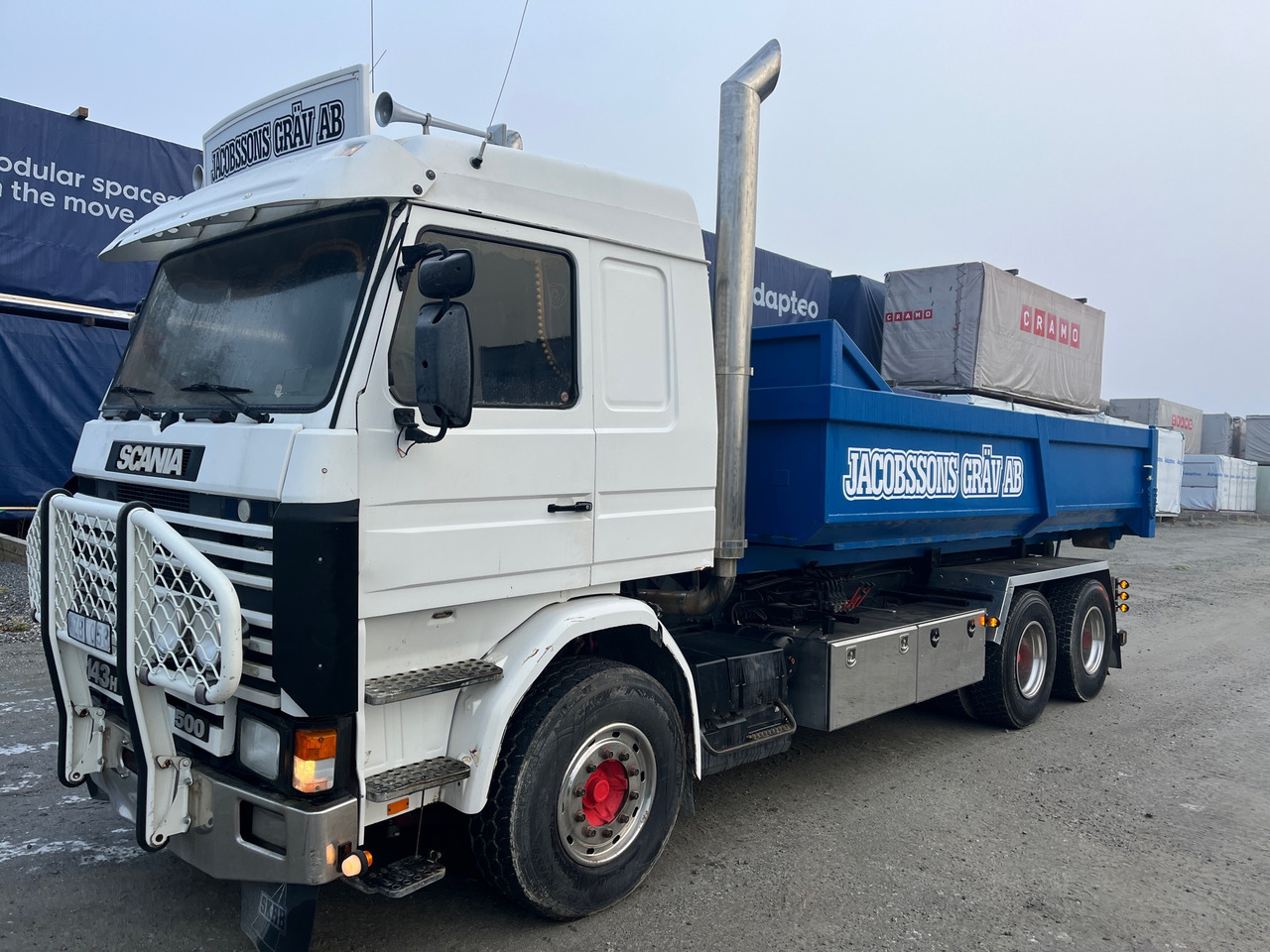 Scania R143HL6X4L50046B - Camion basculantă: Foto 1 Scania R143HL6X4L50046B - Camion basculantă: Foto 1