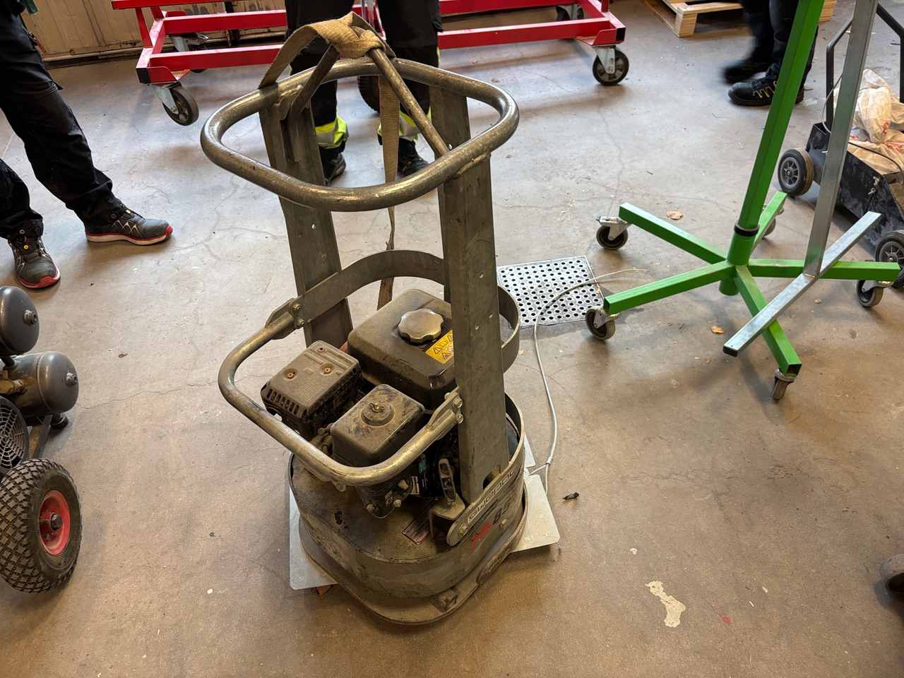 Swepac FR85 - Placă compactoare: Foto 1 Swepac FR85 - Placă compactoare: Foto 1