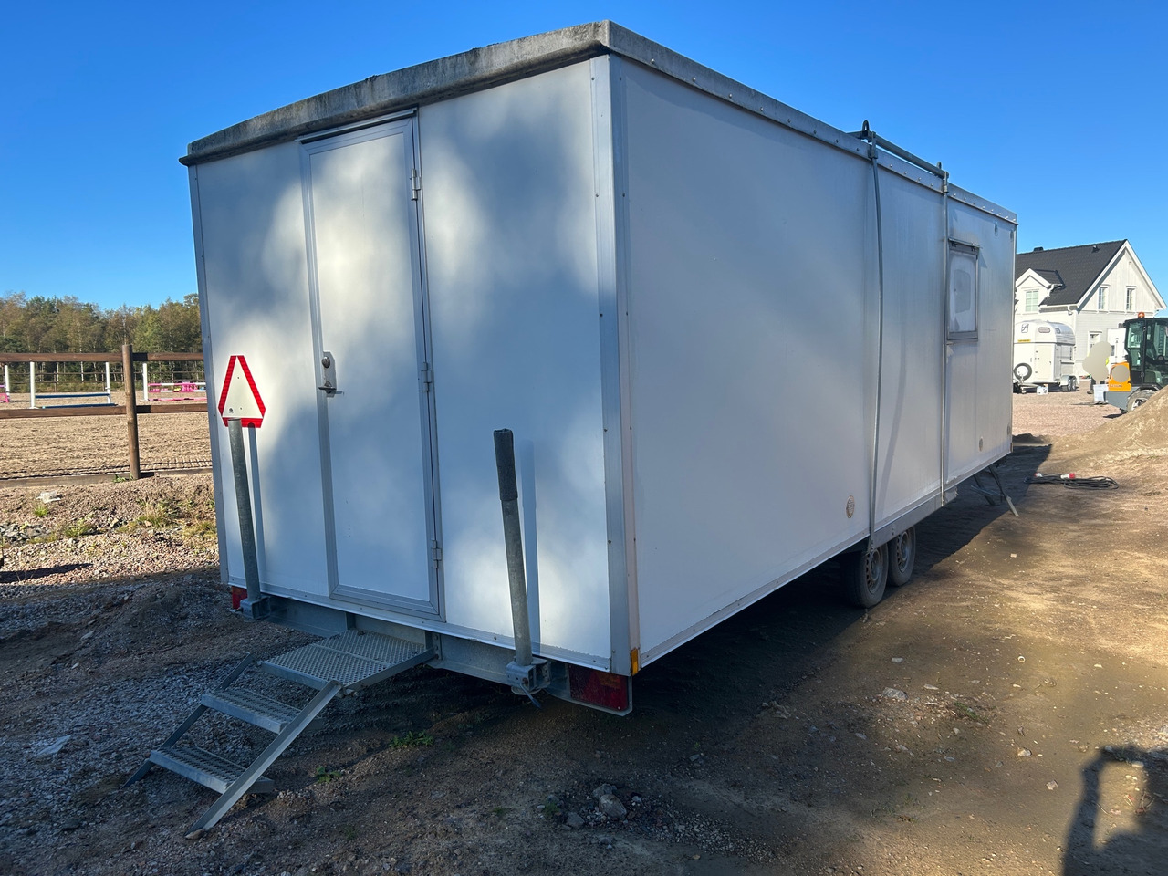 Valla Vagnen TFPV-4-6 - Container locuibil, Remorcă: Foto 1 Valla Vagnen TFPV-4-6 - Container locuibil, Remorcă: Foto 1