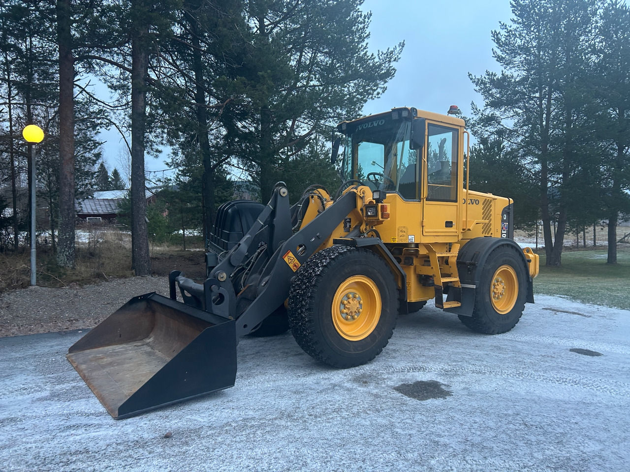 Volvo L50E - Încărcător frontal pe pneuri: Foto 1 Volvo L50E - Încărcător frontal pe pneuri: Foto 1