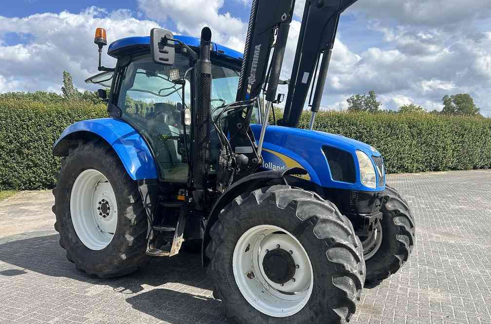 New Holland TSA 125, frontlader - Tractor agricol: Foto 4 New Holland TSA 125, frontlader - Tractor agricol: Foto 4