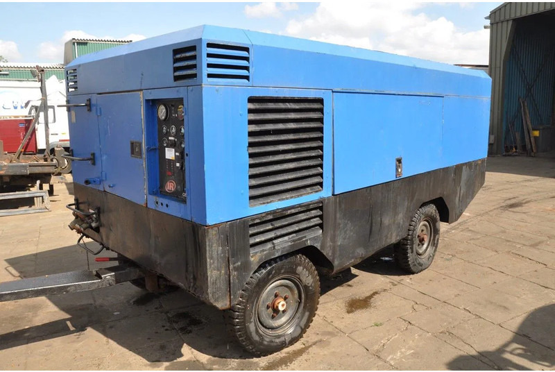 Ingersoll Rand Compressor 9270 of 9/270 Cummins ISL - Maşină de foraj: Foto 2 Ingersoll Rand Compressor 9270 of 9/270 Cummins ISL - Maşină de foraj: Foto 2