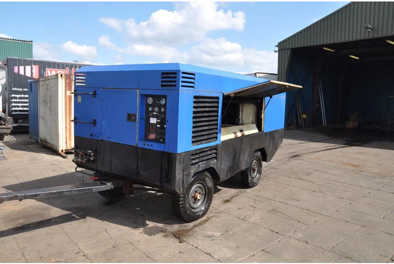 Ingersoll Rand Compressor 9270 of 9/270 Cummins ISL - Maşină de foraj: Foto 1 Ingersoll Rand Compressor 9270 of 9/270 Cummins ISL - Maşină de foraj: Foto 1