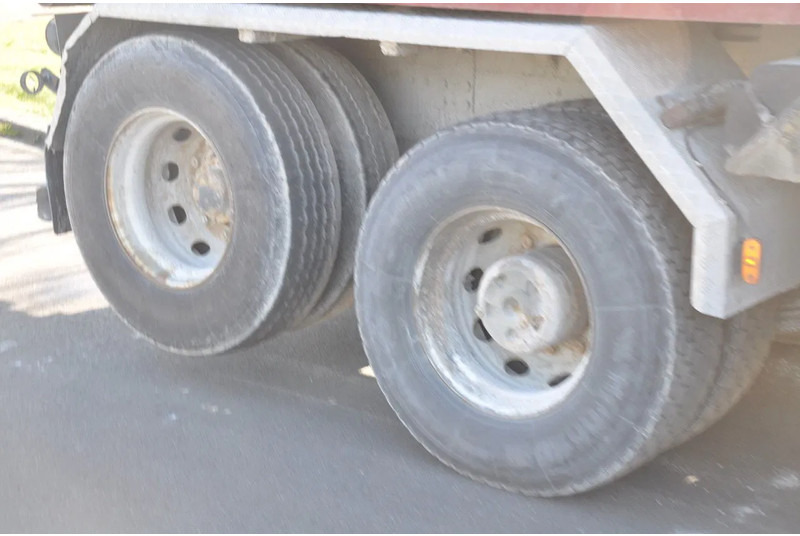 Scania R164-480 V8 164G - Camion basculantă: Foto 3 Scania R164-480 V8 164G - Camion basculantă: Foto 3