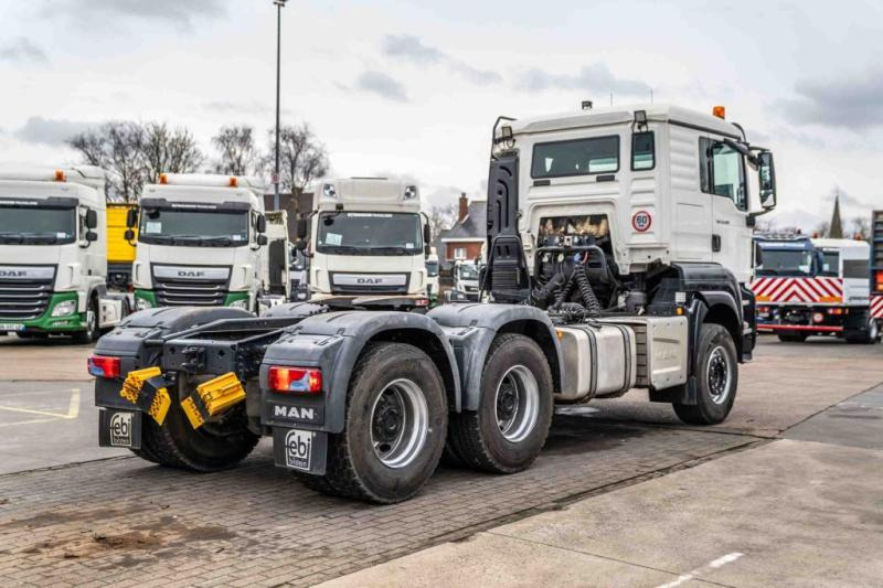 MAN TGS 33.500 BLS+BIG AXLES+KIPHYDR. - Cap tractor: Foto 4 MAN TGS 33.500 BLS+BIG AXLES+KIPHYDR. - Cap tractor: Foto 4