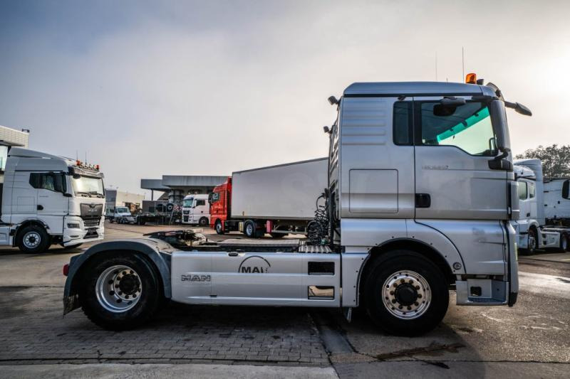 MAN TGX 18.540 XL BLS - 4X4H + KIPHYDR. - Cap tractor: Foto 3 MAN TGX 18.540 XL BLS - 4X4H + KIPHYDR. - Cap tractor: Foto 3