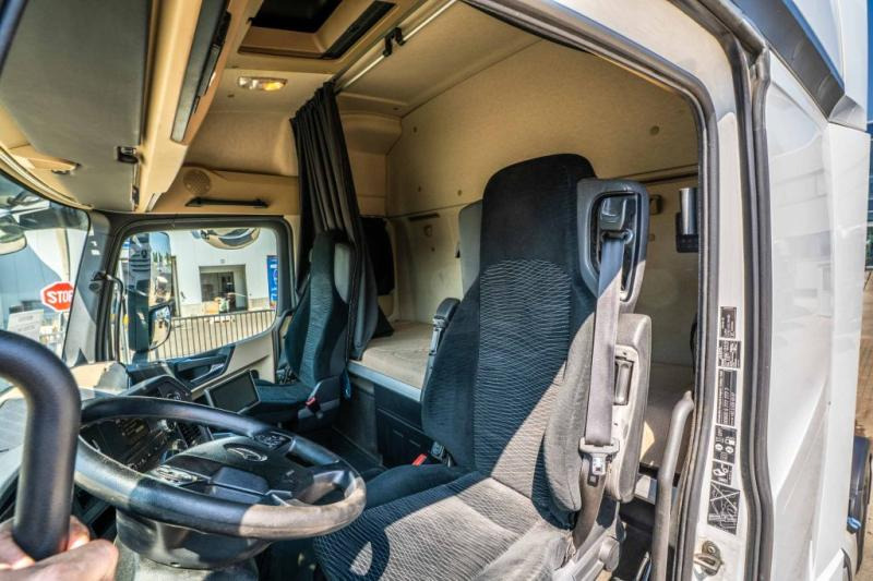 Cap tractor Mercedes ACTROS 1845 LS: Foto 9