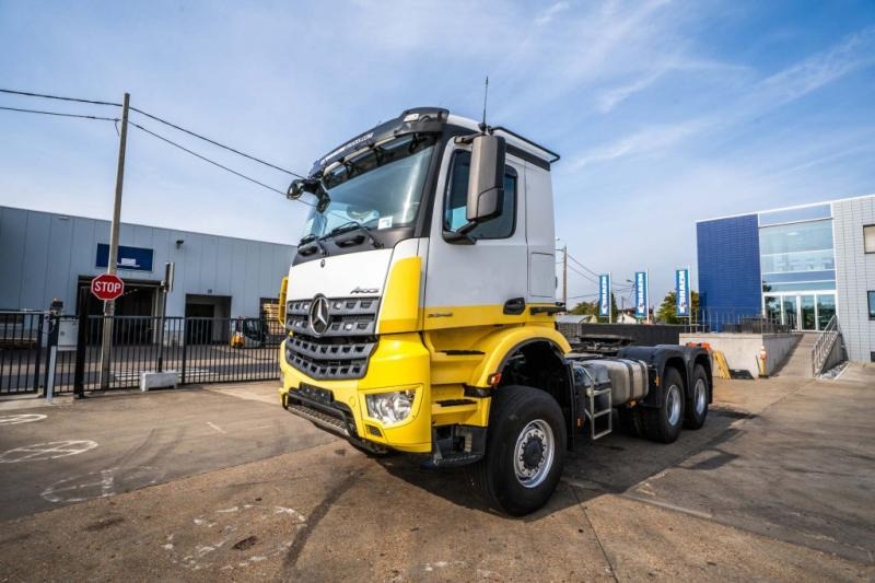Mercedes AROCS 3345 AS - Cap tractor: Foto 1 Mercedes AROCS 3345 AS - Cap tractor: Foto 1