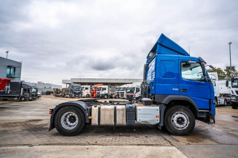 Volvo FM 430 - ADR - KIPHYDR. - Cap tractor: Foto 3 Volvo FM 430 - ADR - KIPHYDR. - Cap tractor: Foto 3