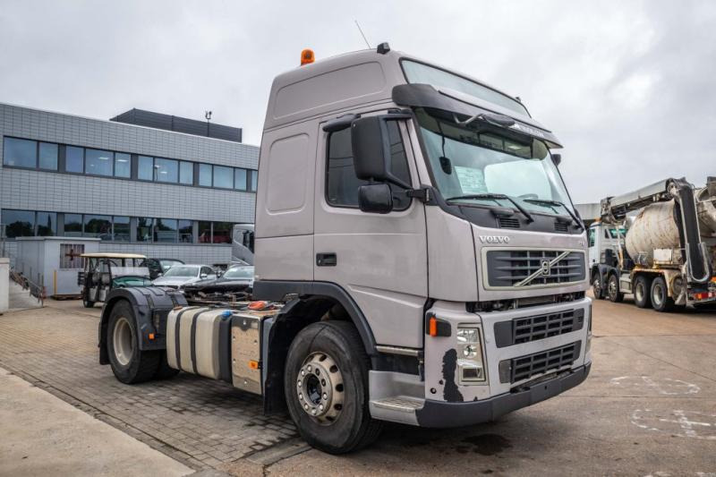 Volvo FM(FH) 420 GLOBE+KIPHYDR. - Cap tractor: Foto 2 Volvo FM(FH) 420 GLOBE+KIPHYDR. - Cap tractor: Foto 2