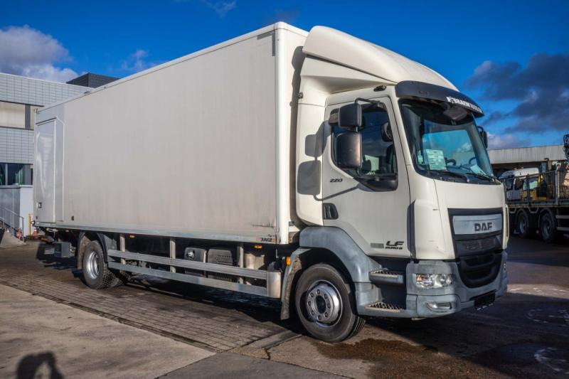 DAF LF 220(16t)+DHOLLANDIA - Camion furgon: Foto 2 DAF LF 220(16t)+DHOLLANDIA - Camion furgon: Foto 2