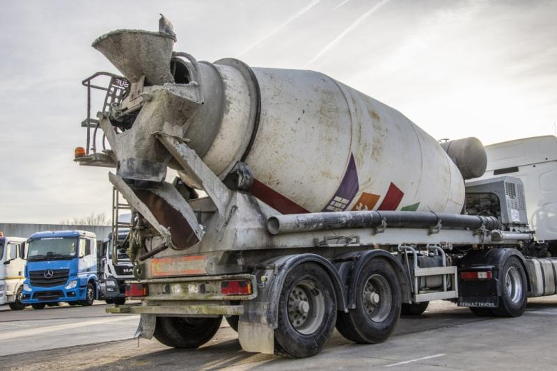 DE BUF BETON MIXER/MALAXEUR/MISCHER 10m3+MOTOR/MOTEUR - Semiremorcă betonieră: Foto 3 DE BUF BETON MIXER/MALAXEUR/MISCHER 10m3+MOTOR/MOTEUR - Semiremorcă betonieră: Foto 3