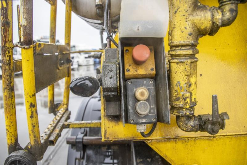DE BUF BETON MIXER/MALAXEUR/MISCHER-12M3 - Semiremorcă betonieră: Foto 5 DE BUF BETON MIXER/MALAXEUR/MISCHER-12M3 - Semiremorcă betonieră: Foto 5