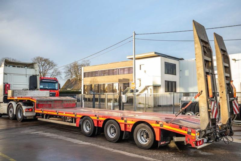 Faymonville MAXTRAILER- F-S43-1AAF- 49500 KG - Semiremorcă transport agabaritic: Foto 4 Faymonville MAXTRAILER- F-S43-1AAF- 49500 KG - Semiremorcă transport agabaritic: Foto 4