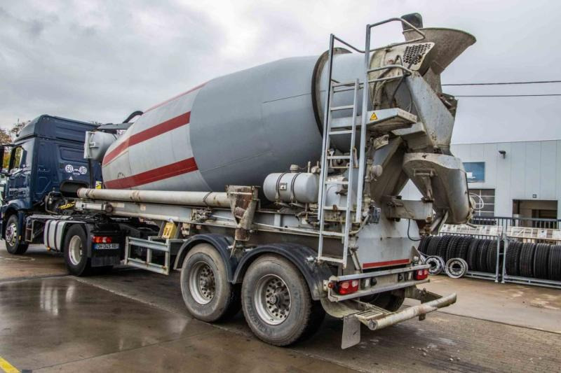 Liebherr BETON MIXER/MALAXEUR/MISCHER HTM 1204 - 12M³ - Semiremorcă betonieră: Foto 3 Liebherr BETON MIXER/MALAXEUR/MISCHER HTM 1204 - 12M³ - Semiremorcă betonieră: Foto 3