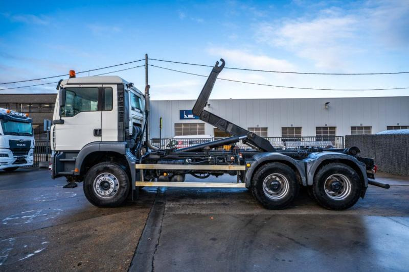 Camion cu cârlig MAN TGA 33.360 BB: Foto 6 Camion cu cârlig MAN TGA 33.360 BB: Foto 6