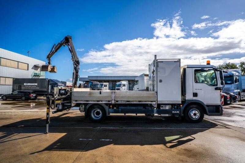 MAN TGL 12.190 BL + HIAB 055 D-1 HIDUO - Camion platformă, Camion cu macara: Foto 3 MAN TGL 12.190 BL + HIAB 055 D-1 HIDUO - Camion platformă, Camion cu macara: Foto 3