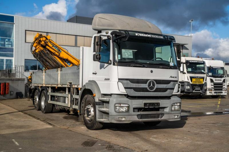 Mercedes AXOR 2529 L - EFFER 250/4S+JIB - Camion platformă, Camion cu macara: Foto 2 Mercedes AXOR 2529 L - EFFER 250/4S+JIB - Camion platformă, Camion cu macara: Foto 2