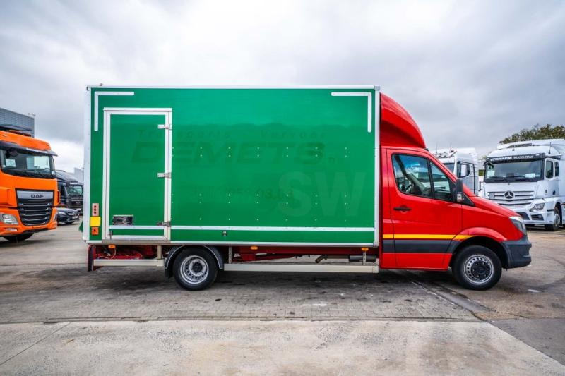 Mercedes SPRINTER 516 CDI - Dubă: Foto 3 Mercedes SPRINTER 516 CDI - Dubă: Foto 3