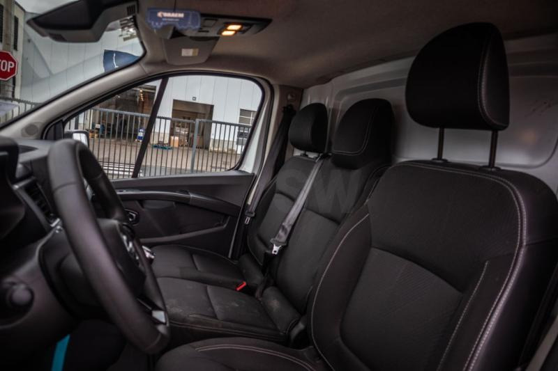 Autoutilitară compactă Nissan Primastar: Foto 9
