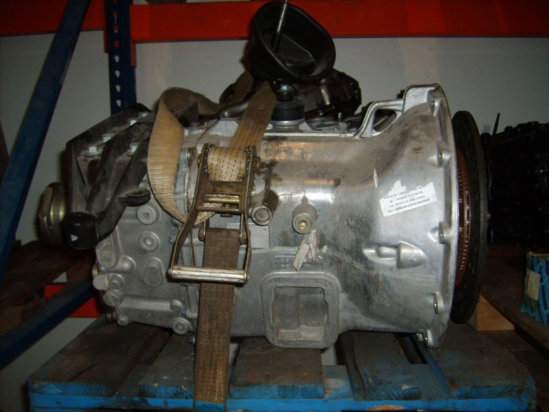 Mercedes-Benz ZF S5-42 - Cutie de viteze pentru Camion: Foto 2 Mercedes-Benz ZF S5-42 - Cutie de viteze pentru Camion: Foto 2