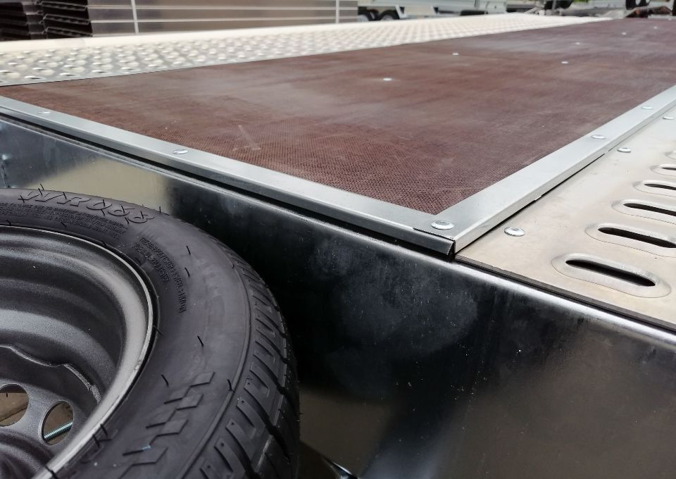 Remorcă transport auto nou Besttrailers REBEL (JUPITER): Foto 10 Remorcă transport auto nou Besttrailers REBEL (JUPITER): Foto 10