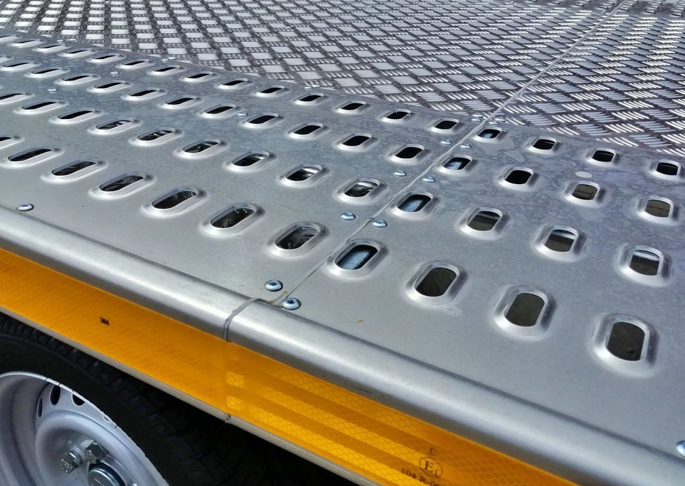 Leasing de  Besttrailers WARIOR (Mars) Besttrailers WARIOR (Mars): Foto 9