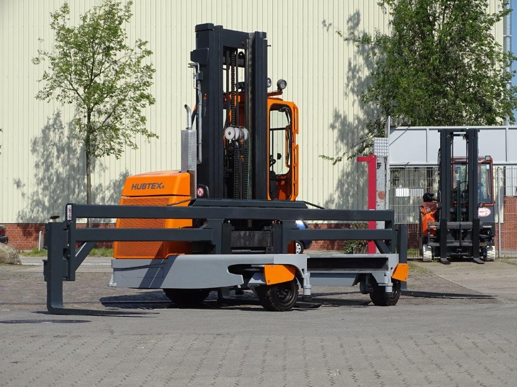 Hubtex DQ45-G - TRAVERSE - Stivuitor cu catarg retractabil, cu schimbare rapidă de direcţie: Foto 4 Hubtex DQ45-G - TRAVERSE - Stivuitor cu catarg retractabil, cu schimbare rapidă de direcţie: Foto 4