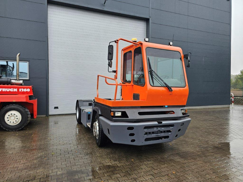 Terberg YT182 - Tractor terminal: Foto 4 Terberg YT182 - Tractor terminal: Foto 4