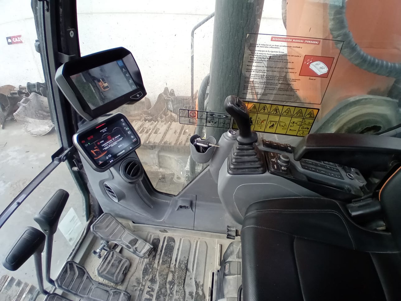 Excavator pe şenile DOOSAN DX350LC-7: Foto 13