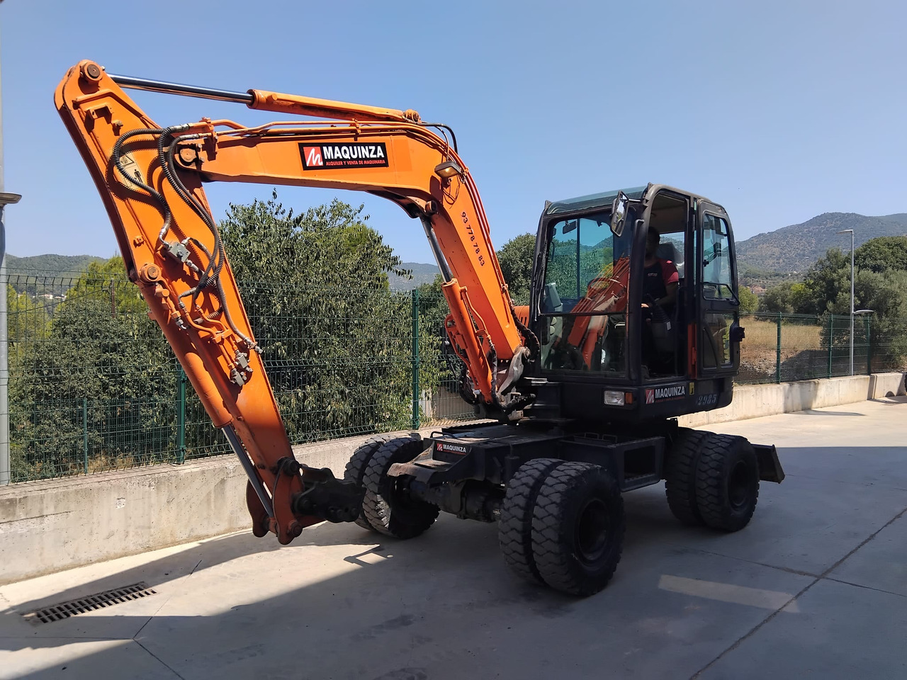 DOOSAN DX55W - Mini excavator: Foto 1 DOOSAN DX55W - Mini excavator: Foto 1