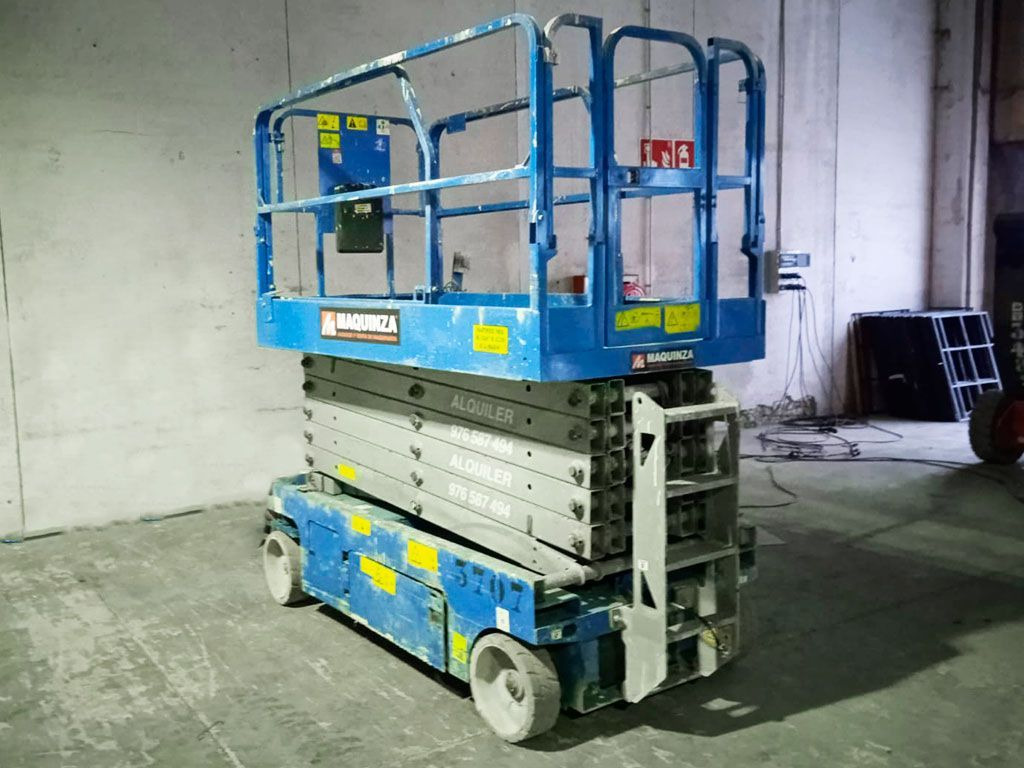 GENIE GS4047 - Platforma foarfeca: Foto 3 GENIE GS4047 - Platforma foarfeca: Foto 3