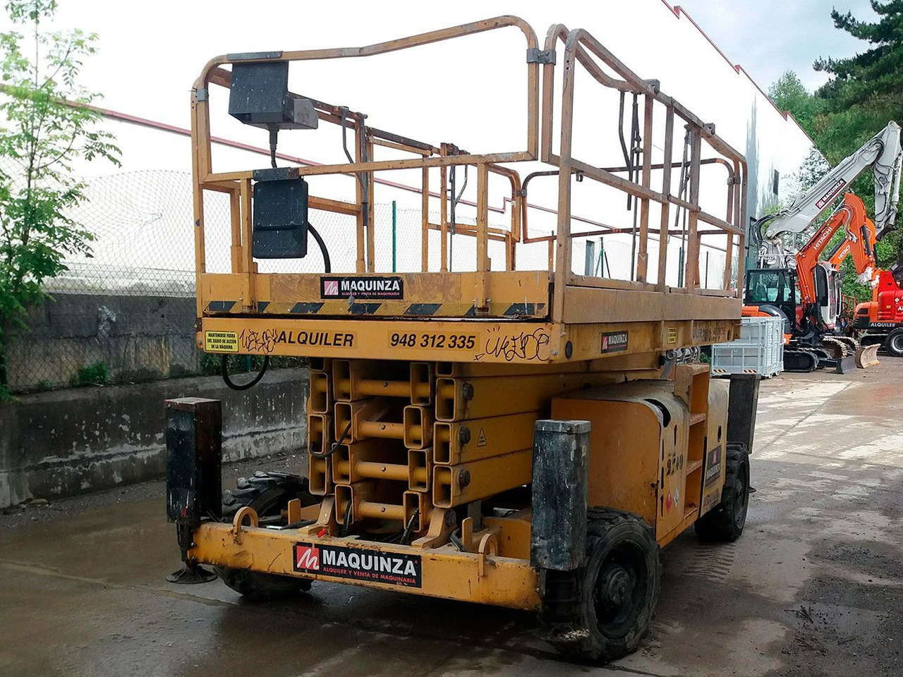HAULOTTE H15SX - Platforma foarfeca: Foto 1 HAULOTTE H15SX - Platforma foarfeca: Foto 1