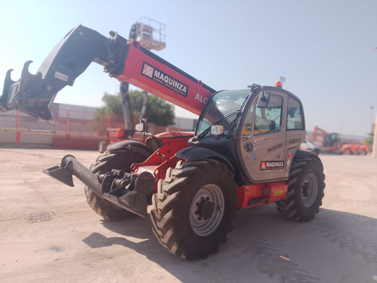 MANITOU MT1335 EASY - Stivuitor telescopic: Foto 1 MANITOU MT1335 EASY - Stivuitor telescopic: Foto 1