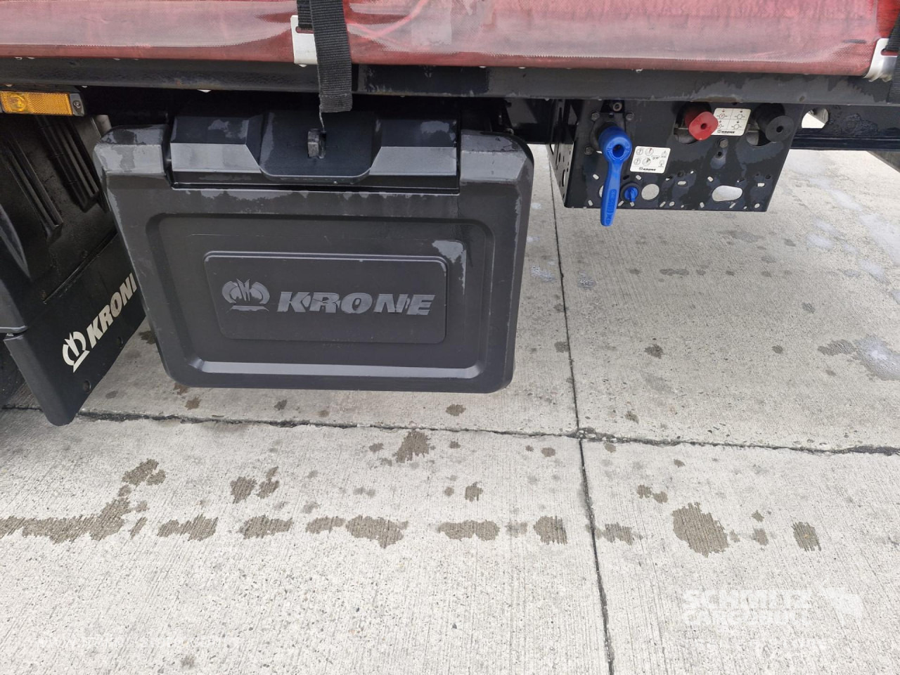 KRONE Curtainsider Mega - Semiremorcă prelată: Foto 3 KRONE Curtainsider Mega - Semiremorcă prelată: Foto 3