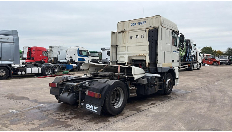 DAF XF 105.460 (GOOD CONDITION / BONNE ETAT) - Cap tractor: Foto 4 DAF XF 105.460 (GOOD CONDITION / BONNE ETAT) - Cap tractor: Foto 4