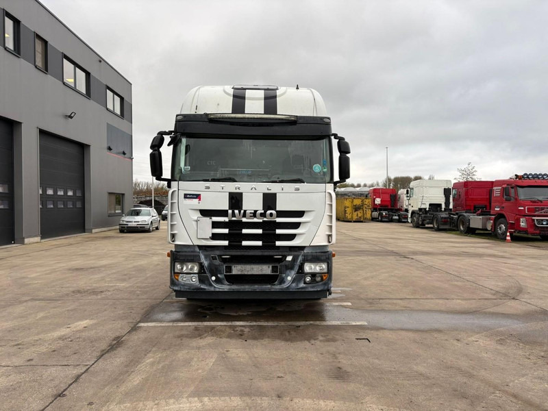 Iveco STRALIS 450 (MANUAL GEARBOX / BOITE MANUELLE) - Cap tractor: Foto 4 Iveco STRALIS 450 (MANUAL GEARBOX / BOITE MANUELLE) - Cap tractor: Foto 4
