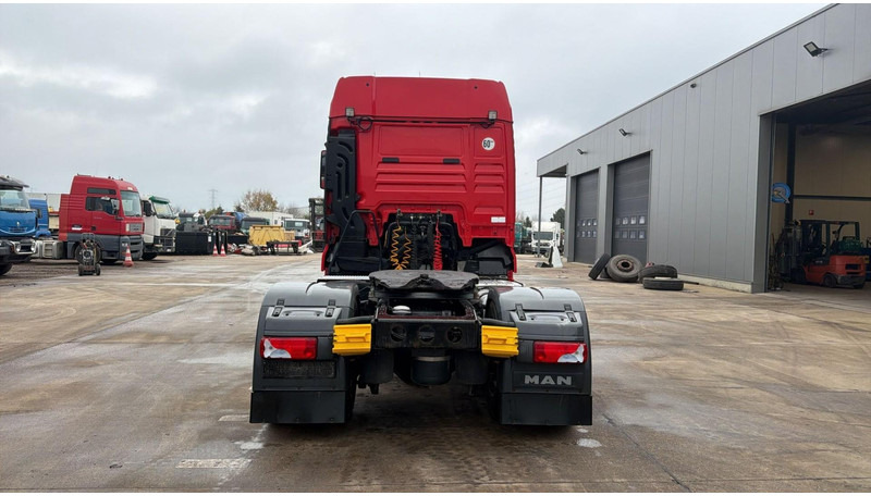 MAN TGX 18.480 (321.000 KM !!! / RETARDER / BELGIAN TRUCK / EURO 6 / PERFECT CONDITION / 3700H) - Cap tractor: Foto 5 MAN TGX 18.480 (321.000 KM !!! / RETARDER / BELGIAN TRUCK / EURO 6 / PERFECT CONDITION / 3700H) - Cap tractor: Foto 5