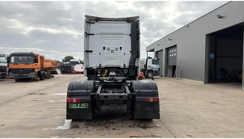 Mercedes-Benz Actros 1845 (GOOD CONDITION / PARFAIT ETAT / AIRCO / MP4) - Cap tractor: Foto 5 Mercedes-Benz Actros 1845 (GOOD CONDITION / PARFAIT ETAT / AIRCO / MP4) - Cap tractor: Foto 5