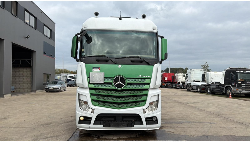 Mercedes-Benz Actros 1845 (GOOD CONDITION / PARFAIT ETAT / AIRCO / MP4) - Cap tractor: Foto 4 Mercedes-Benz Actros 1845 (GOOD CONDITION / PARFAIT ETAT / AIRCO / MP4) - Cap tractor: Foto 4