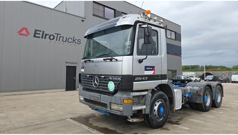 Cap tractor Mercedes-Benz actros 2643 (184.000 KM !! / EPS / 6X4 / TRACTEUR ORIGINAL / 3 PEDALES / GRAND PONT / PARFAIT ETAT): Foto 1
