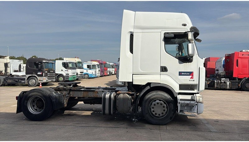 Renault Premium 450 (BOITE MANUELLE / MANUAL GEARBOX) - Cap tractor: Foto 4 Renault Premium 450 (BOITE MANUELLE / MANUAL GEARBOX) - Cap tractor: Foto 4