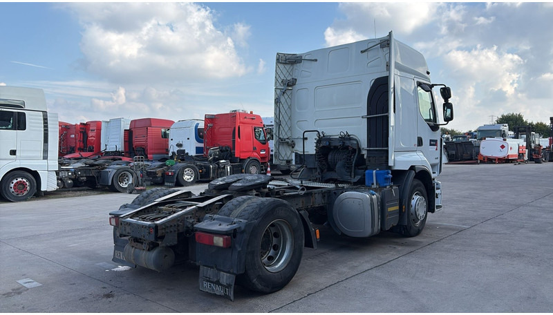 Renault Premium 460 DXI (GOOD CONDITION / AIRCO / AC / BOITE MANUELLE / MANUAL GEARBOX) - Cap tractor: Foto 5 Renault Premium 460 DXI (GOOD CONDITION / AIRCO / AC / BOITE MANUELLE / MANUAL GEARBOX) - Cap tractor: Foto 5