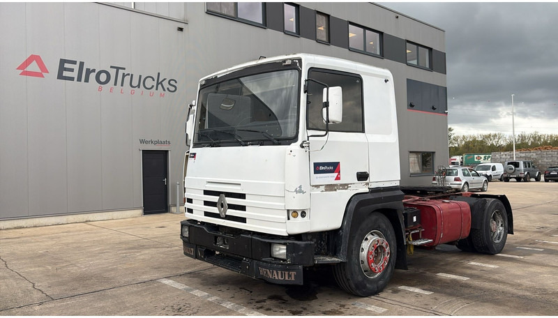 Renault R 385 Major (2 CULASSE / LAMES / GRAND PONT / STEEL SUSP. / MANUAL PUMP / POMPE MANUELLE) - Cap tractor: Foto 1 Renault R 385 Major (2 CULASSE / LAMES / GRAND PONT / STEEL SUSP. / MANUAL PUMP / POMPE MANUELLE) - Cap tractor: Foto 1