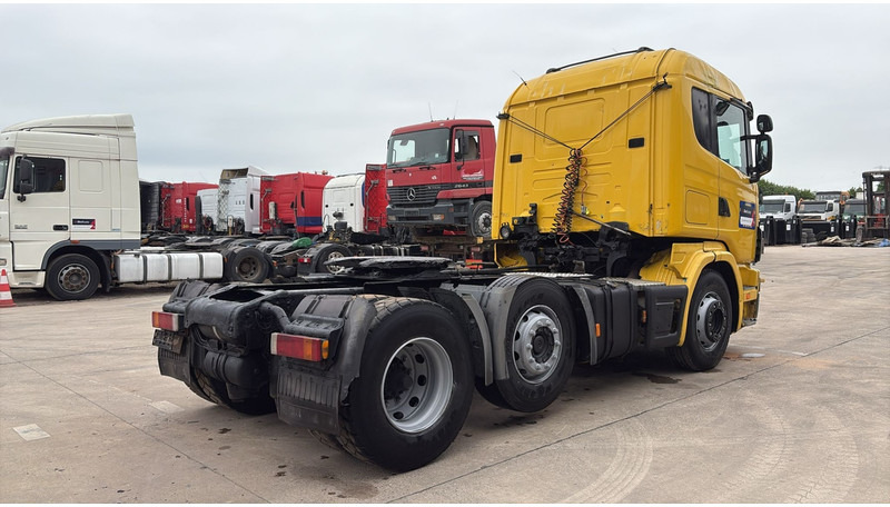 Scania 124-420 (6X2 / 8 TYRES / ORIGINAL TRACTOR UNIT / FRONT STEEL) - Cap tractor: Foto 5 Scania 124-420 (6X2 / 8 TYRES / ORIGINAL TRACTOR UNIT / FRONT STEEL) - Cap tractor: Foto 5